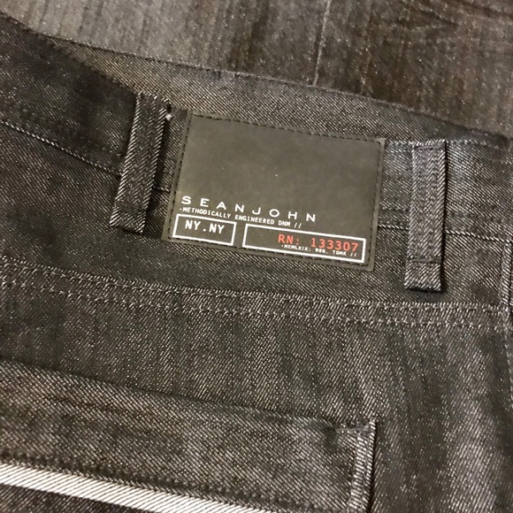 4 Pairs of Men’s Sean Jean Classics & Akademiks - Picture 4 of 8